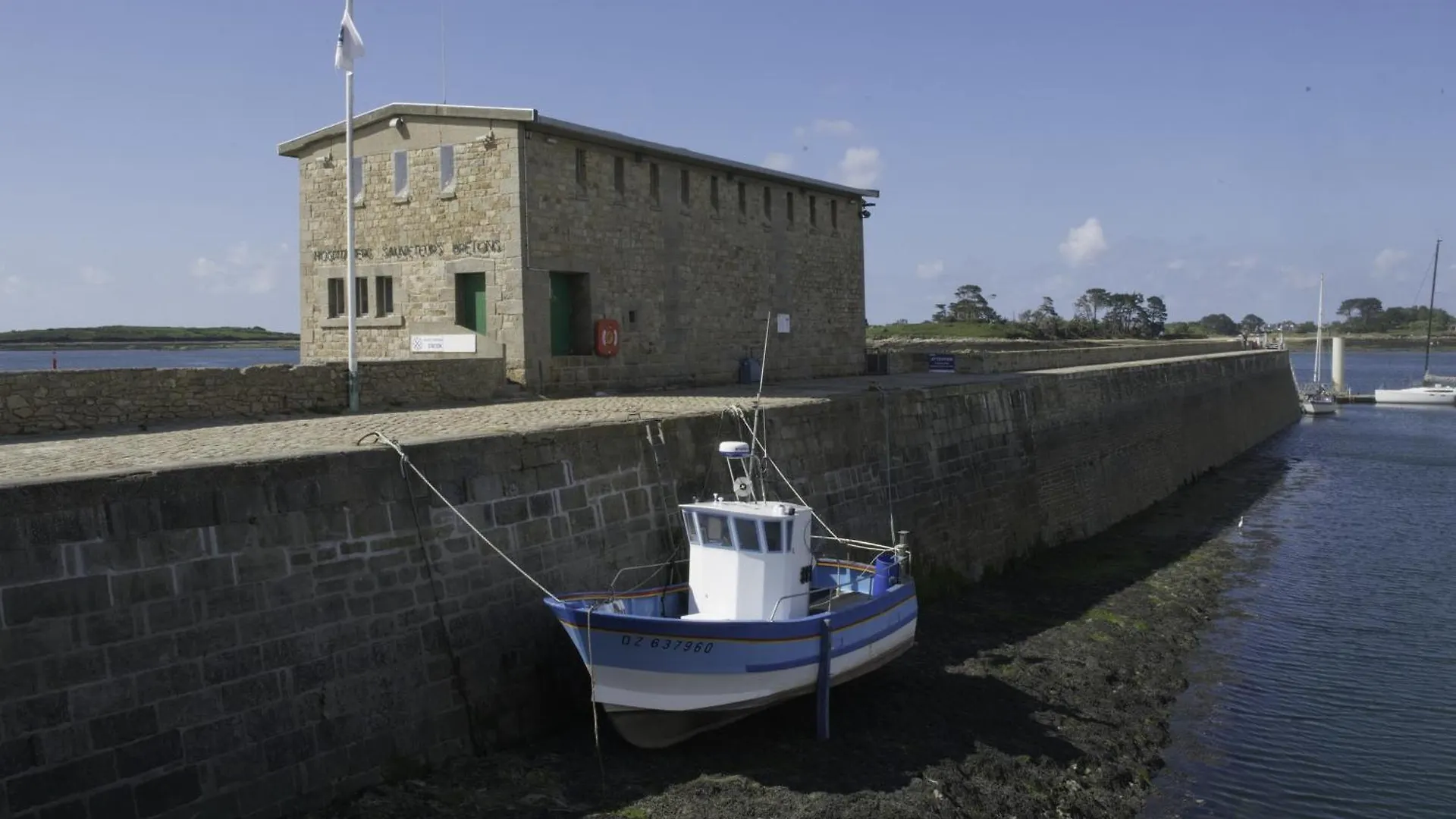 Ty Bernhel - Fort Cezon Landeda France